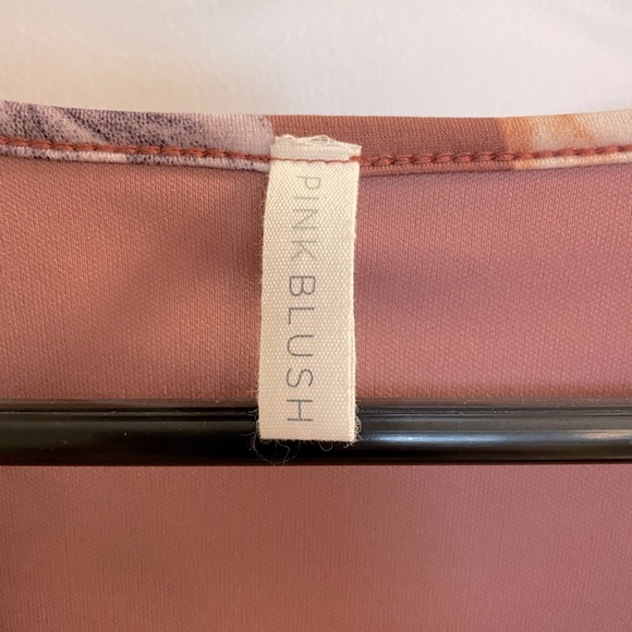 PinkBlush hi-lo maternity wrap dress in rust color with beautiful white flowers. - Picture 4 of 4